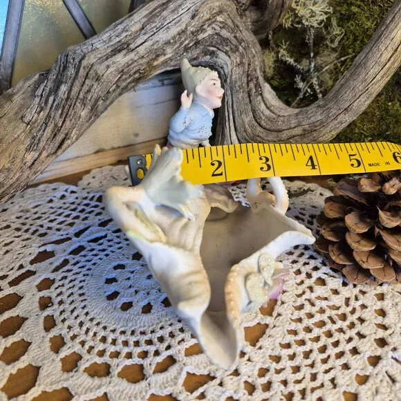 Vintage Pastel Porcelain Elf on a Shell Trinket Dish Planter - Picture 12 of 15